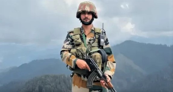 উধামপুৰত সন্ত্ৰাসবাদীৰ সৈতে তীব্ৰ বন্দুকযুদ্ধত শ্বহীদ লেন্স দফাদাৰ বলদেৱ চান্দ