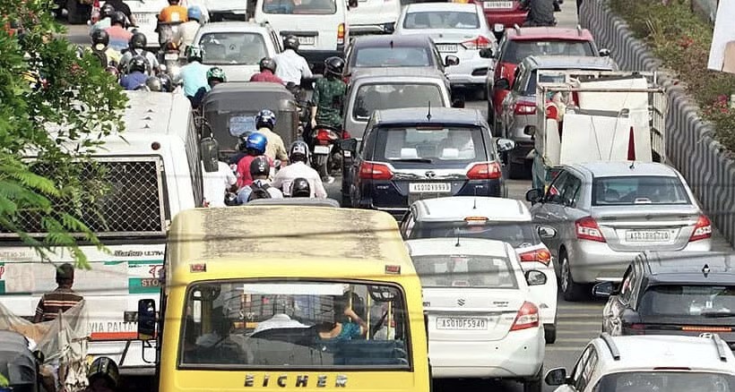 গুৱাহাটীত ২৮ ছেপ্টেম্বৰৰ পৰা ৩ অক্টোবৰ, ২০২৫লৈ দুৰ্গা পূজা উৎসৱৰ বাবে যাতায়ত নিষেধাজ্ঞা