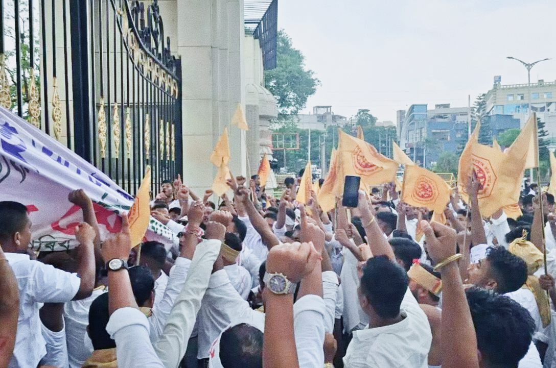 ST বিশেষ সুবিধাৰ দাবী অস্বীকাৰ আহোম ছাত্ৰ সংগঠন, অসমৰ জনজাতিসকলৰ মাজত ঐক্যৰ আহ্বান